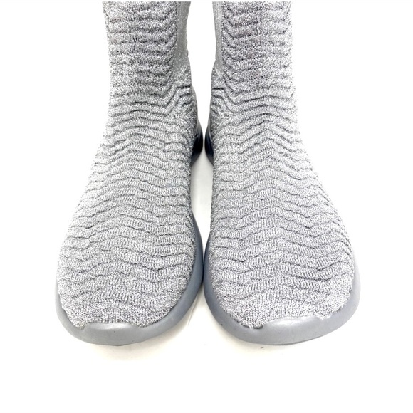 APL Lululemon Athletic propulsion Labs Knitted TechLoom Chelsea Sneakers Silver - Picture 3 of 12
